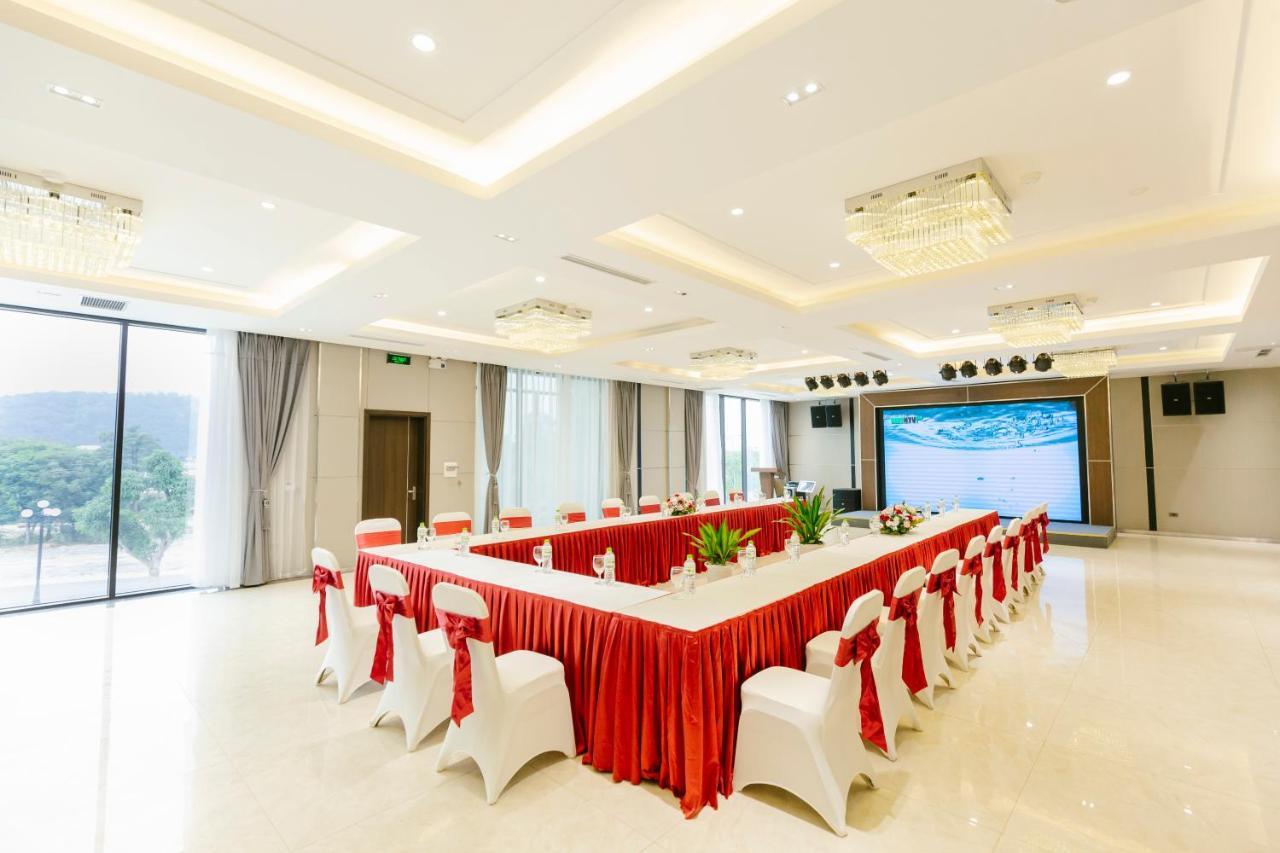 Songlam Waterfront Hotel Hà Tĩnh Kültér fotó